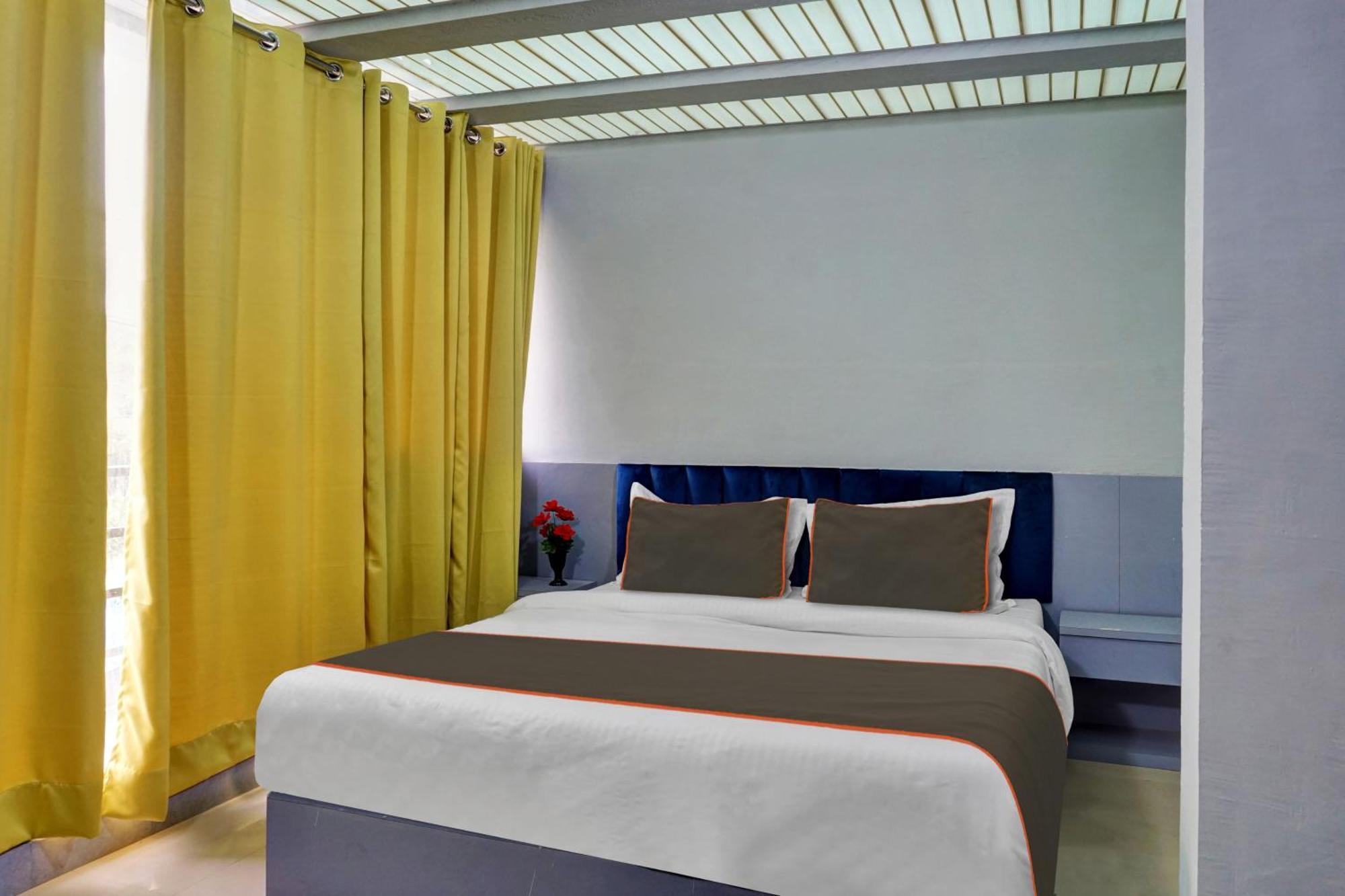 פונה Collection O Baner Executive Stays מראה חיצוני תמונה