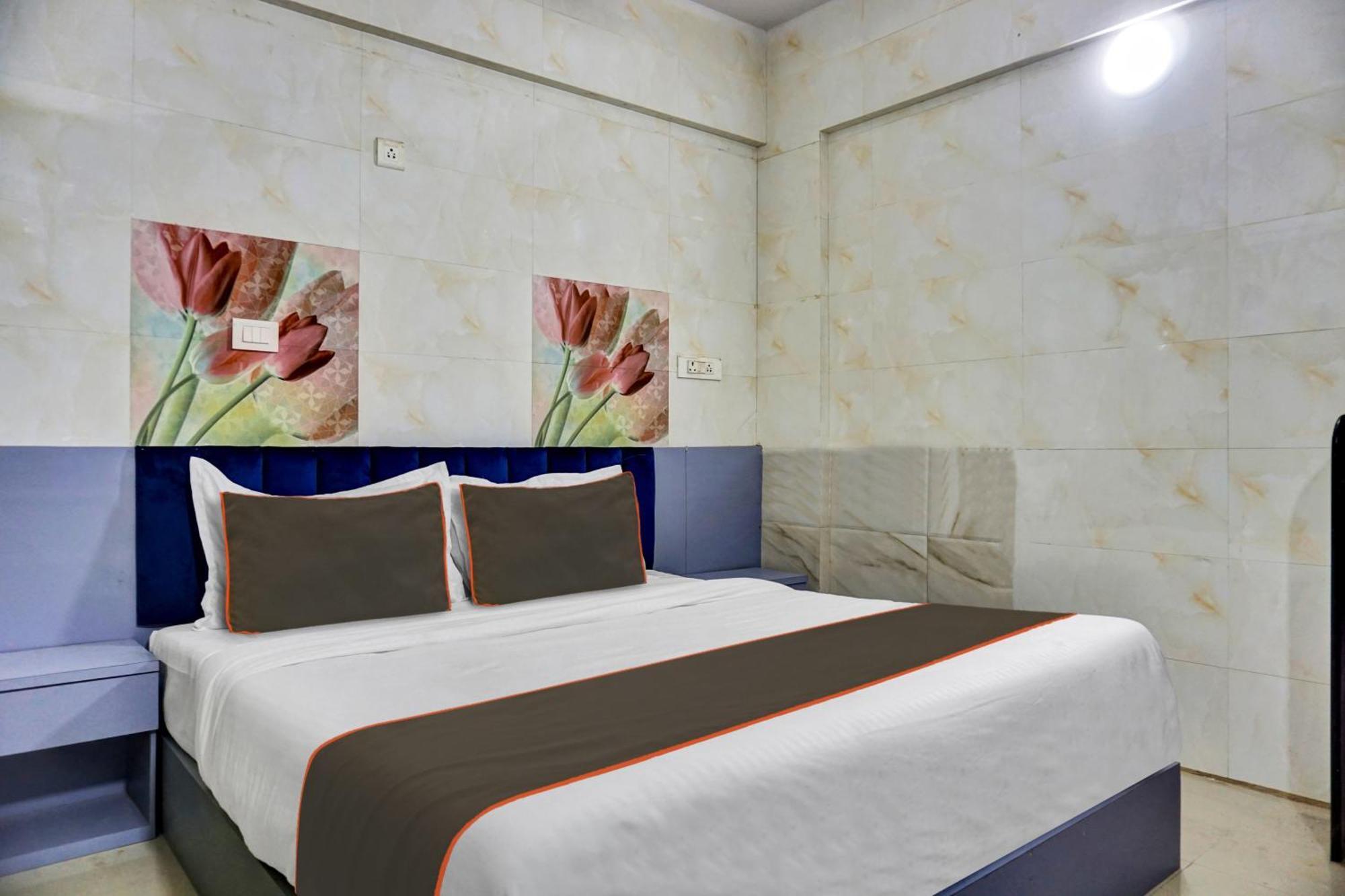 פונה Collection O Baner Executive Stays מראה חיצוני תמונה