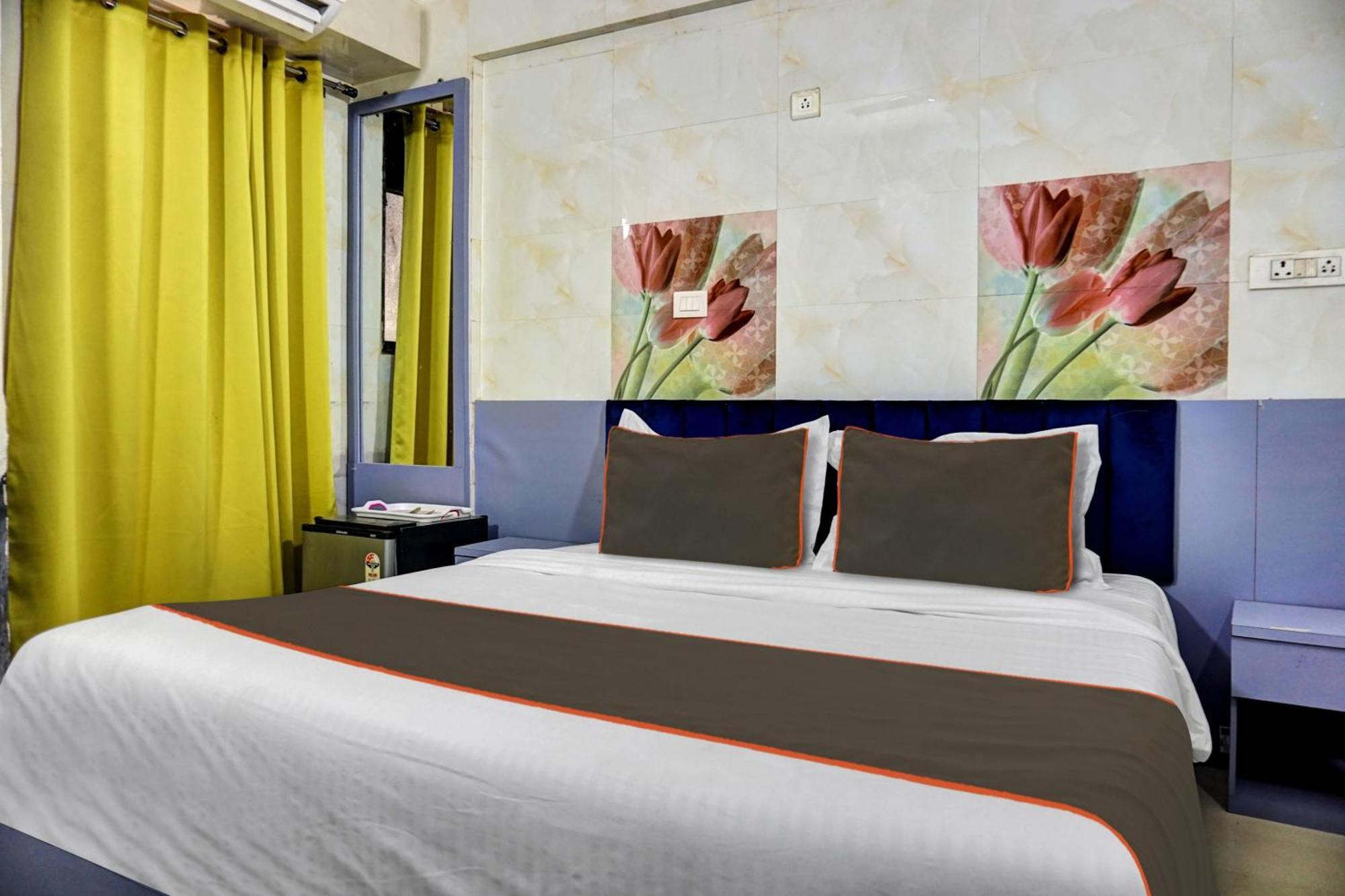 פונה Collection O Baner Executive Stays מראה חיצוני תמונה