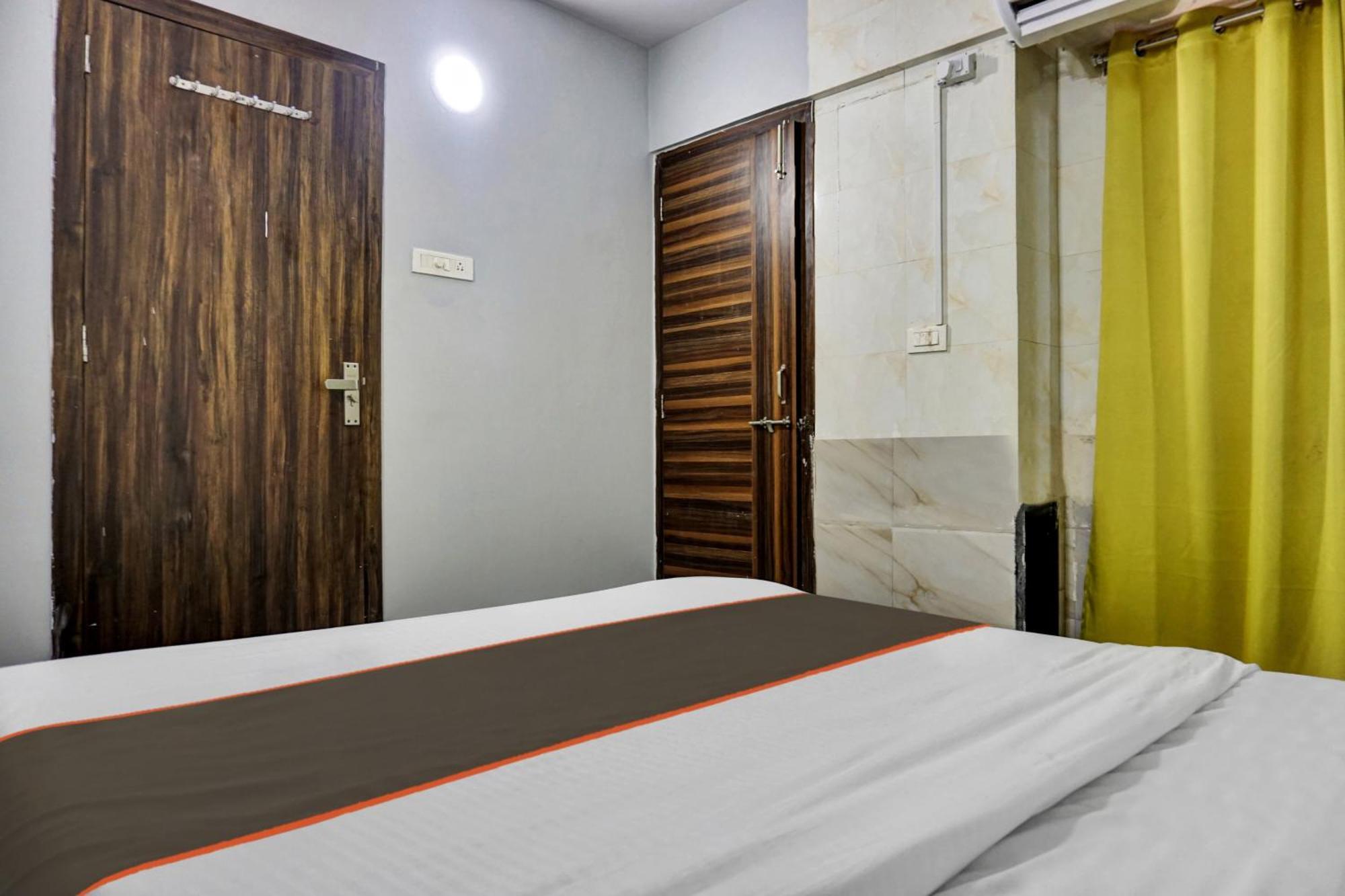 פונה Collection O Baner Executive Stays מראה חיצוני תמונה